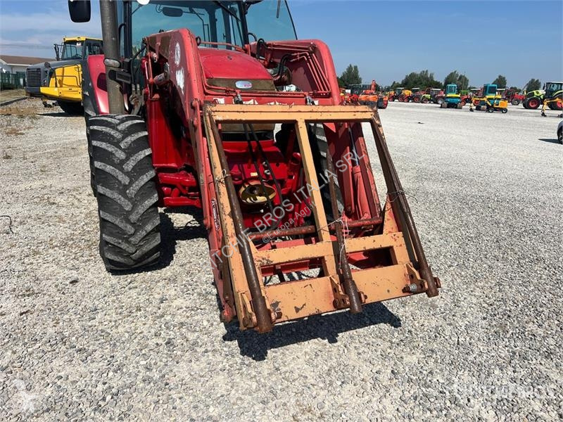 Tractor  MC135