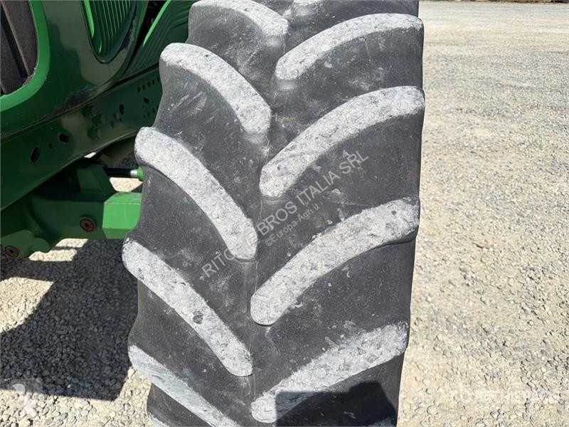 Tractor John Deere 6820