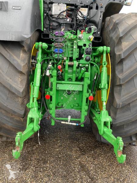 Lantbrukstraktor John Deere 7R330...