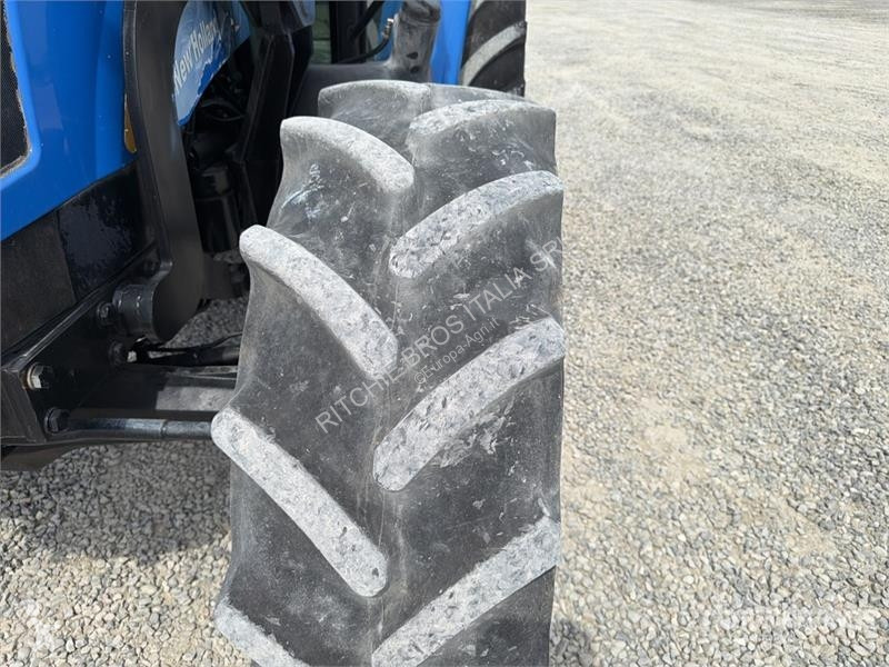 Tractor New Holland TL100A