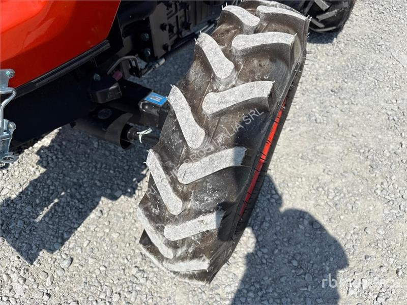 Сільськогосподарський трактор  TT604 4WD...