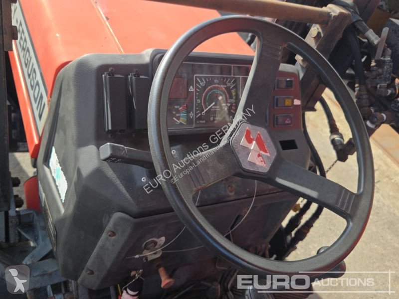 Ciągnik Massey Ferguson MF394-4H