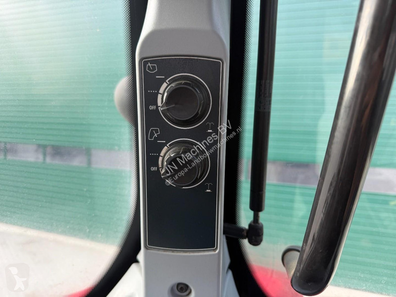 Ciągnik Valtra T 174 GOOD TIRES