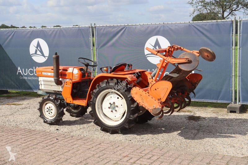 Tracteur agricole Kubota ZB1600