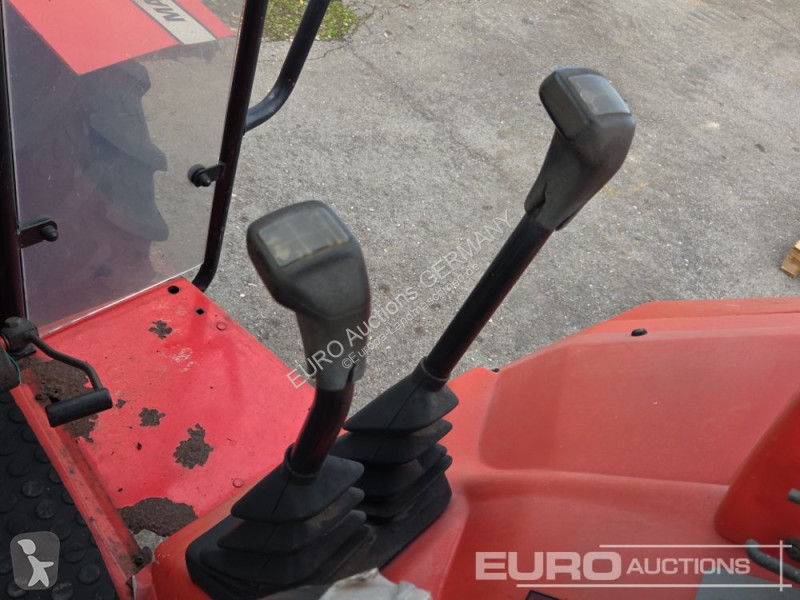 Zemědělský traktor Massey Ferguson 3060