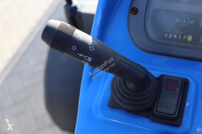 Zemědělský traktor New Holland TC40D
