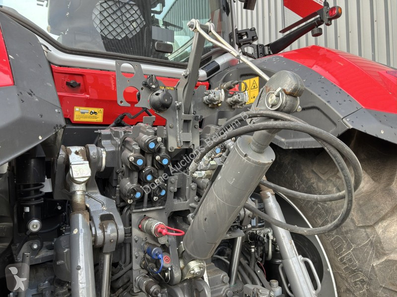 Zemědělský traktor Massey Ferguson 9S.425...