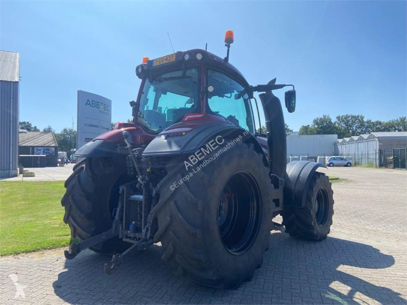 Tractor agrícola Valtra T 254