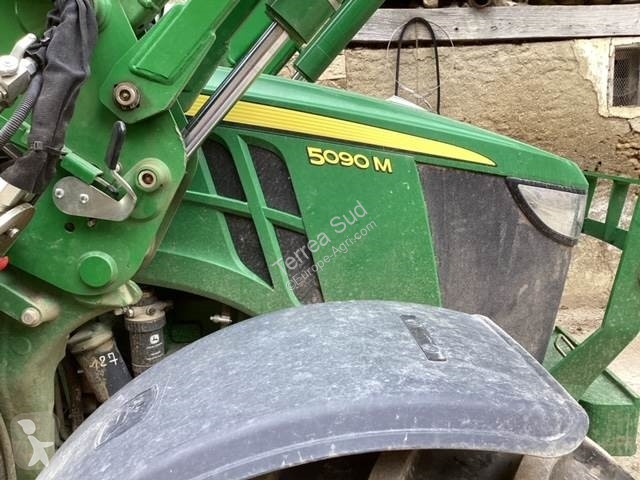 Tractor agrícola John Deere 5090M