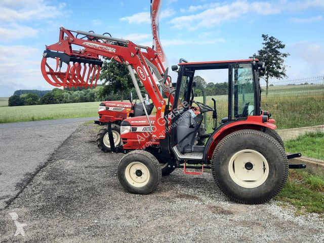 جرار زراعي Mitsubishi MT 26 / MTU 26 R  *...
