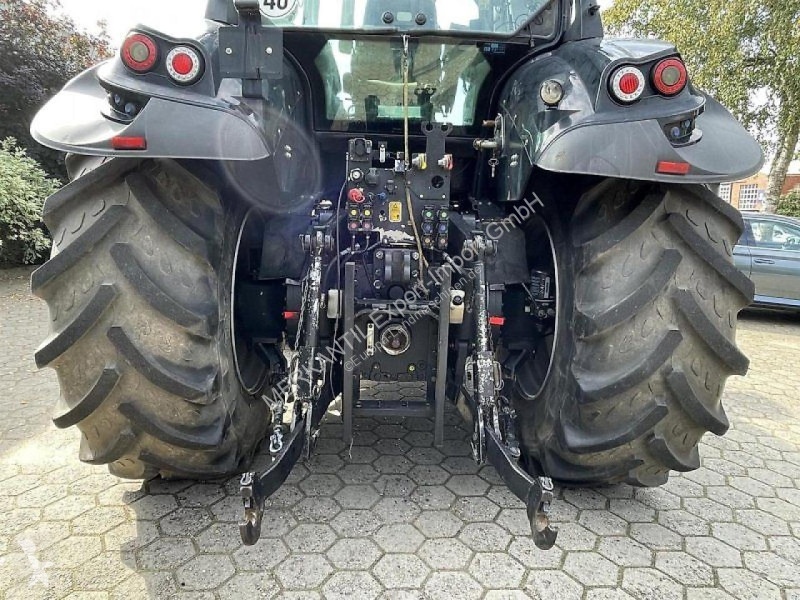 Tracteur agricole Deutz-Fahr