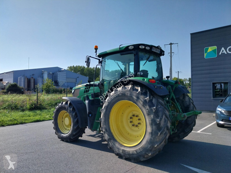 جرار زراعي John Deere