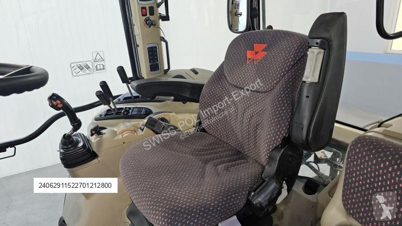 Traktor Massey Ferguson 5611 Dyna 4