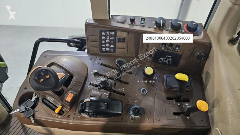 Traktor John Deere 6120