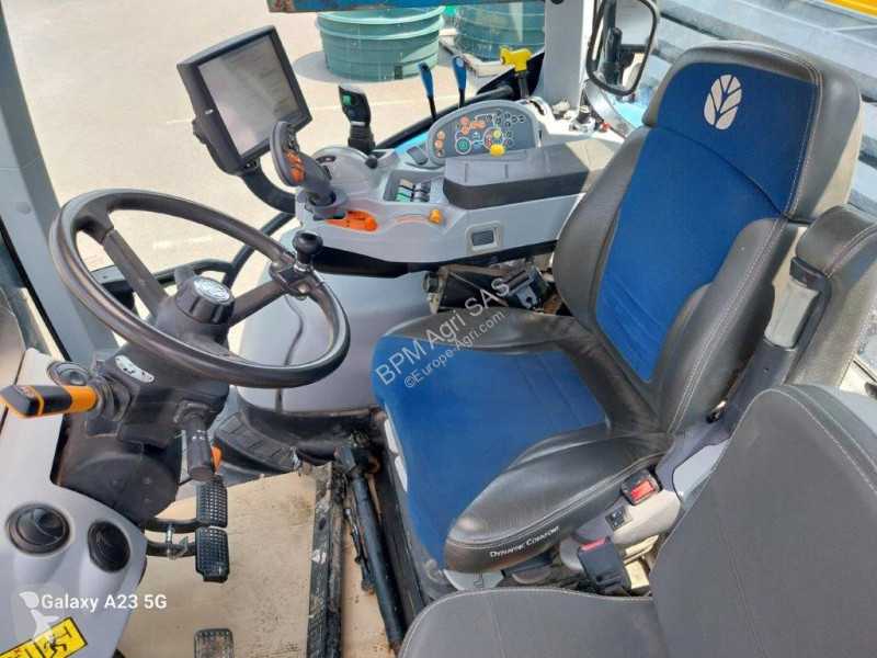 Tractor New Holland
