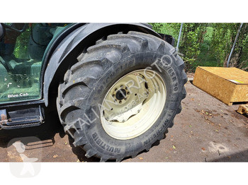 Tracteur agricole New Holland