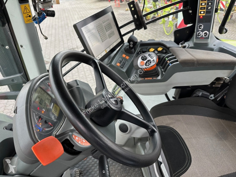 Landbrugstraktor Claas  Axion 830 Cebis Touch