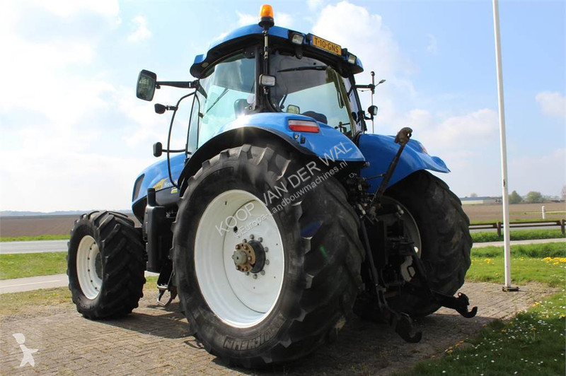 Tractor New Holland T7050