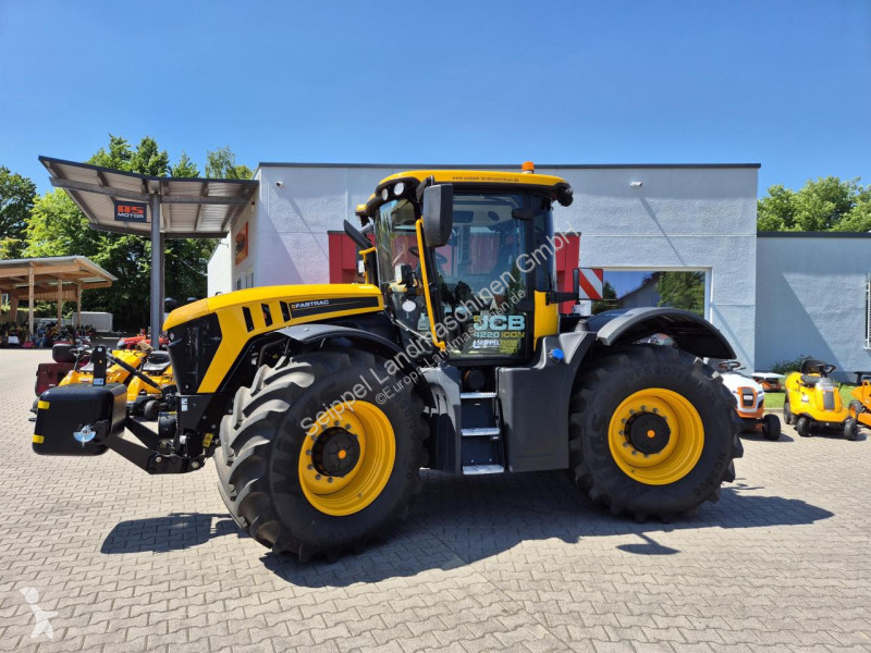 جرار زراعي JCB  FASTRAC 4220