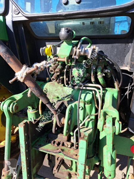 Tractor agrícola John Deere  5720 + FL
