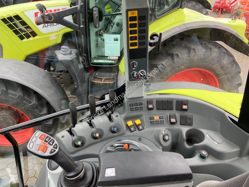 Tractor agrícola Claas  Arion 420 Advanced