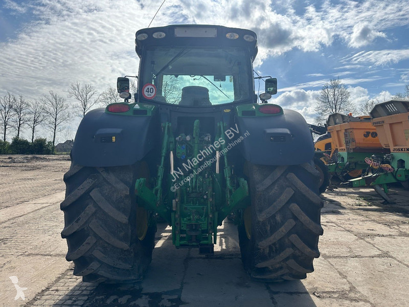 Tractor agrícola John Deere 6210R Included...