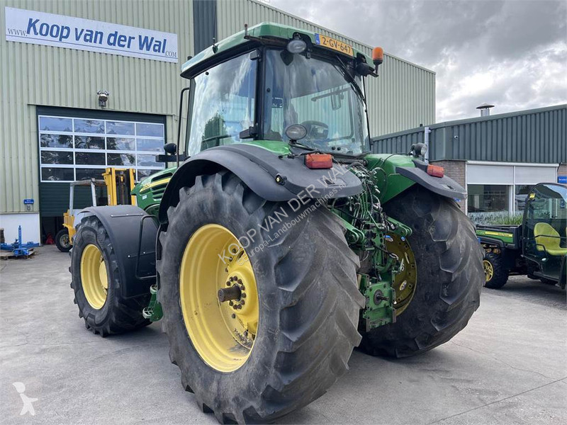 Landbrugstraktor John Deere 7820