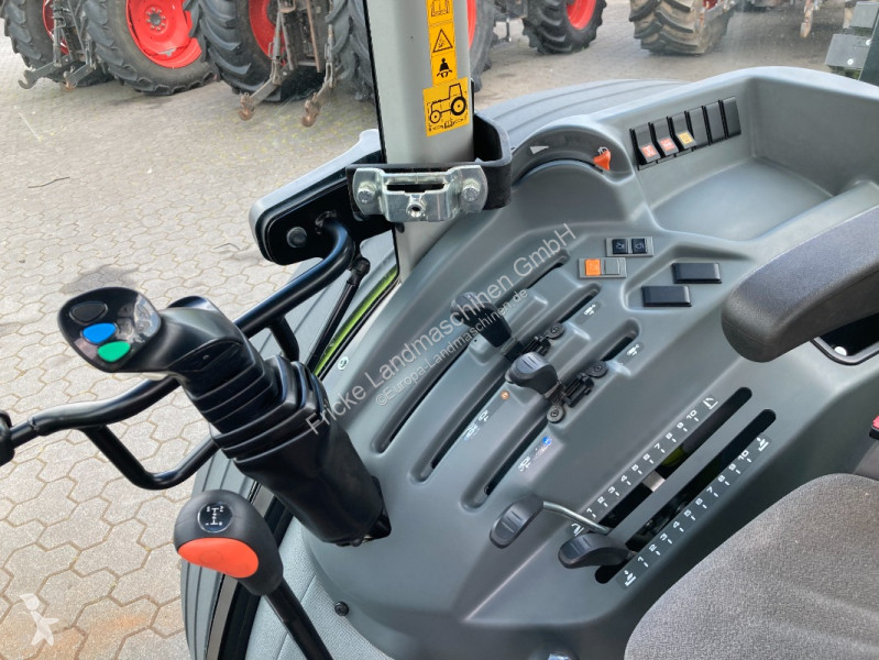 Landbrugstraktor Claas  Elios 210 Kabine mit FL...