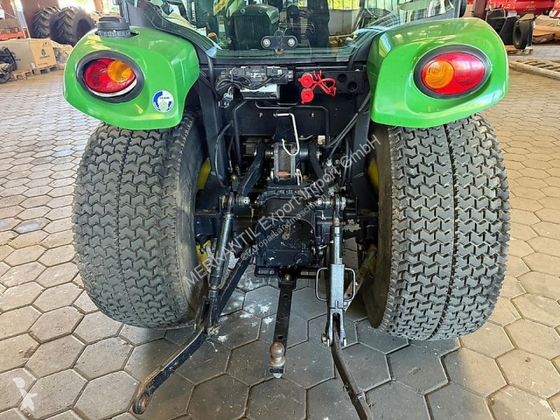 Tractor agrícola John Deere  3320