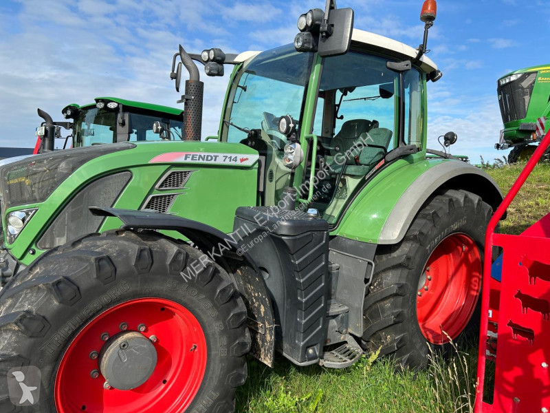 Tractor Fendt  714 Vario ProfiPlus