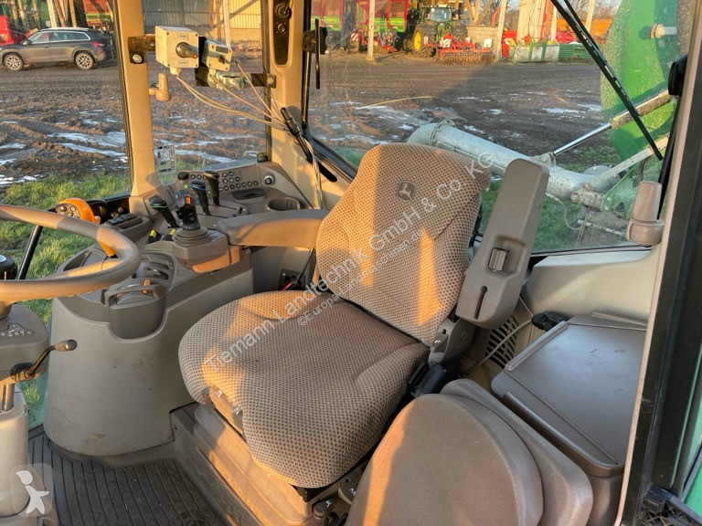 Tractor John Deere 617