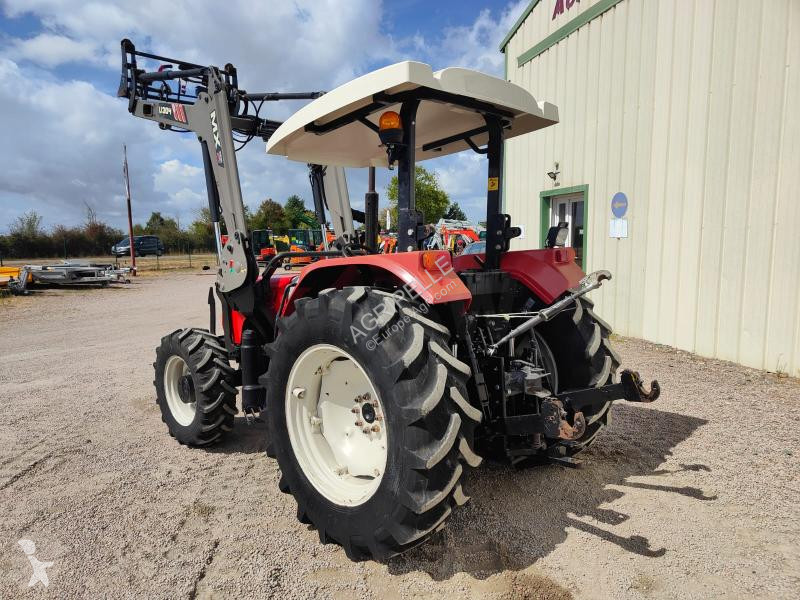 Tractor agrícola Valtra