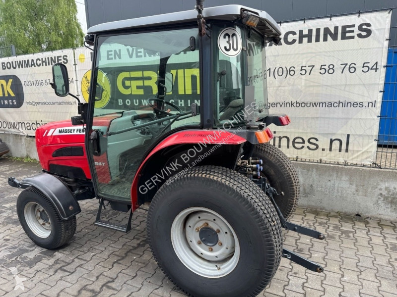 Tractor agrícola Massey Ferguson 1547