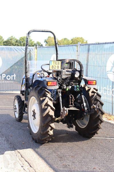 Tracteur agricole New Holland BOOMER