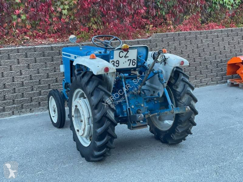 Lantbrukstraktor Ford 1300