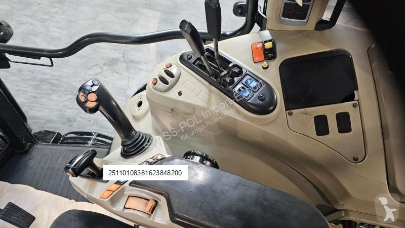 Traktor Massey Ferguson 5611