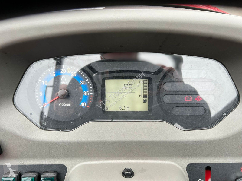 Material för boskapsskötsel  TYM T475 NH...