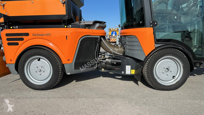 Landbrugstraktor  CITY RANGER 3070 4x4