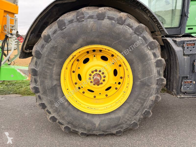 Lantbrukstraktor John Deere 7210R