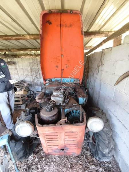 Tractor agrícola Eron Meroni  D.350  HP.32