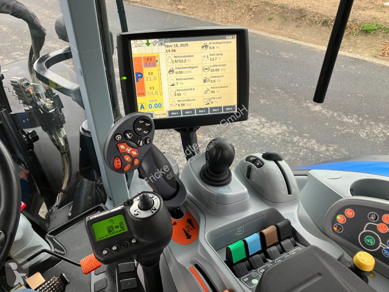 Lantbrukstraktor New Holland  T7.245 Auto...