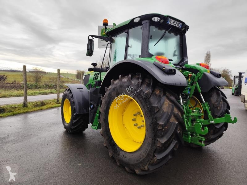 Tracteur agricole John Deere 6155M