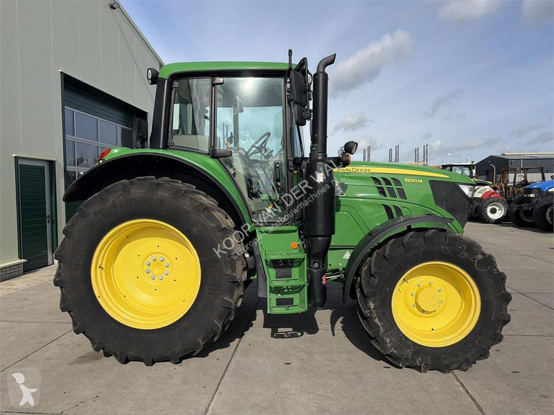 Lantbrukstraktor John Deere 6120M AQ TLS