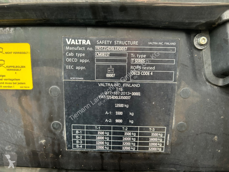 Lantbrukstraktor Valtra