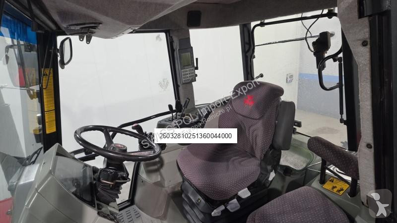Traktor Massey Ferguson 8220
