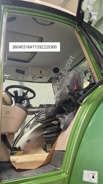 Traktor Fendt 824 ProfiPlus Vario GPS