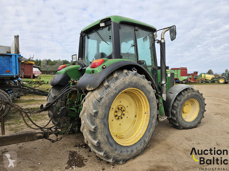 Lantbrukstraktor John Deere 6430