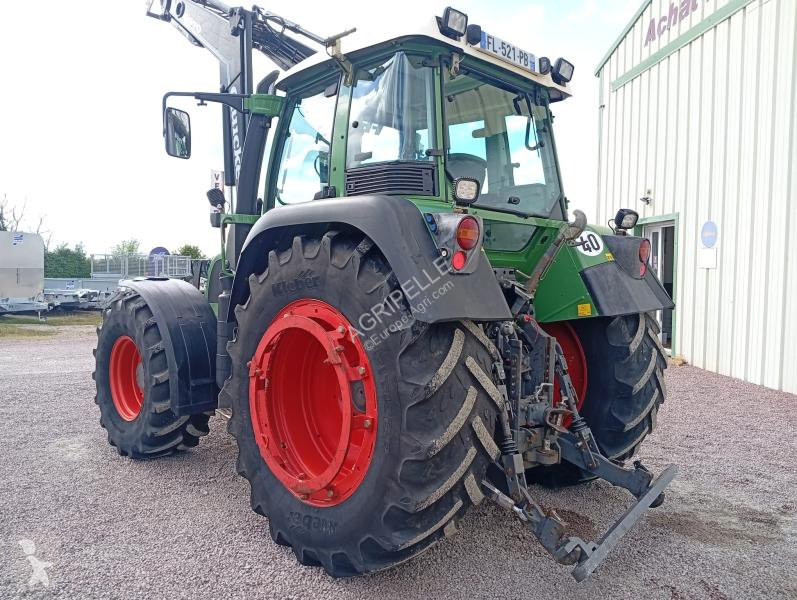 Fendt  411 tractor