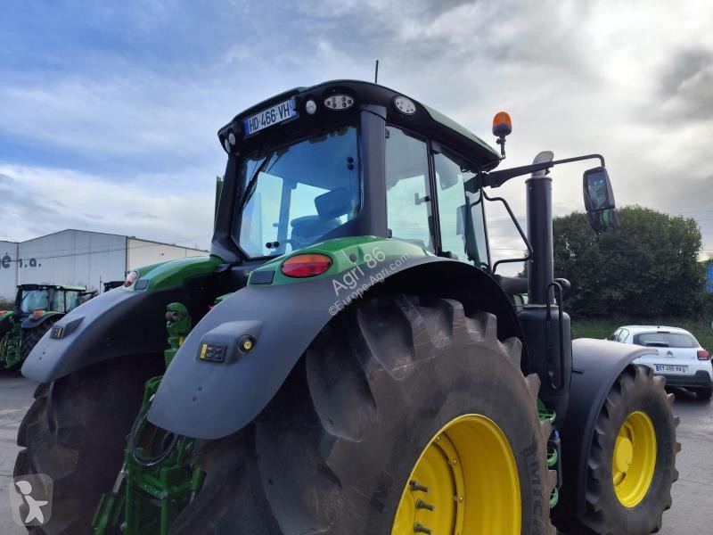 Tracteur agricole John Deere 6M 200