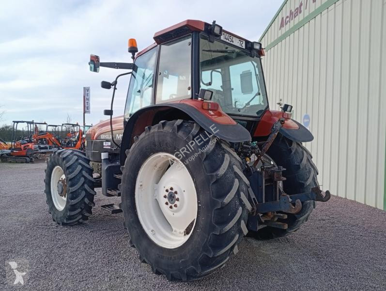 Lantbrukstraktor New Holland  M100